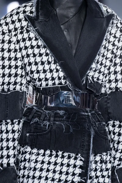 Look 37